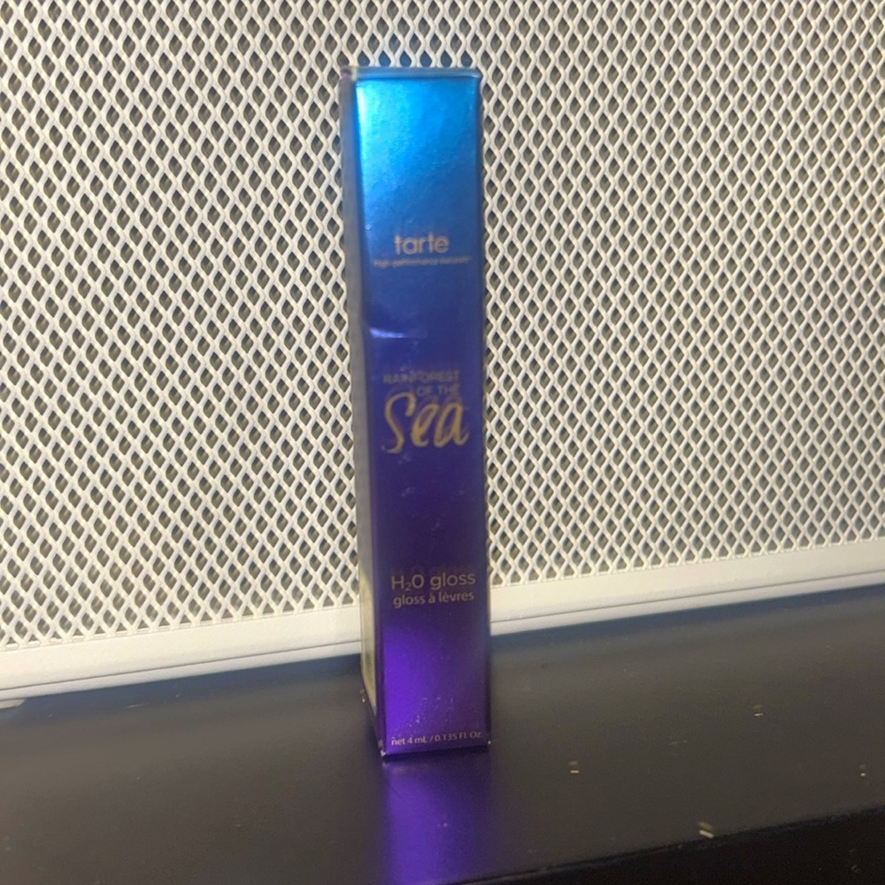 Tarte Rare Limited Ed H2O Gloss in Shade “Oasis” - Picture 7 of 7